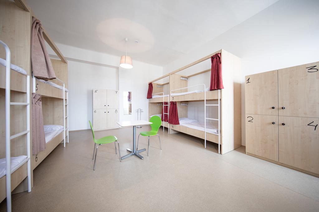 Post Hostel Prague Luaran gambar